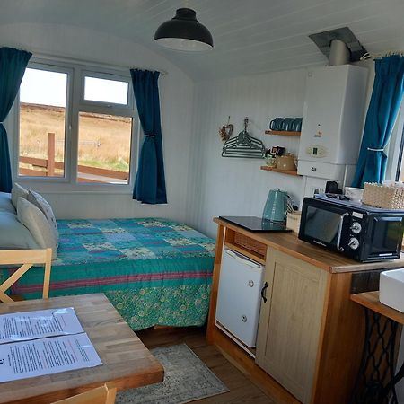 Hillside Camping Pods And Shepherd'S Hut 윅 외부 사진